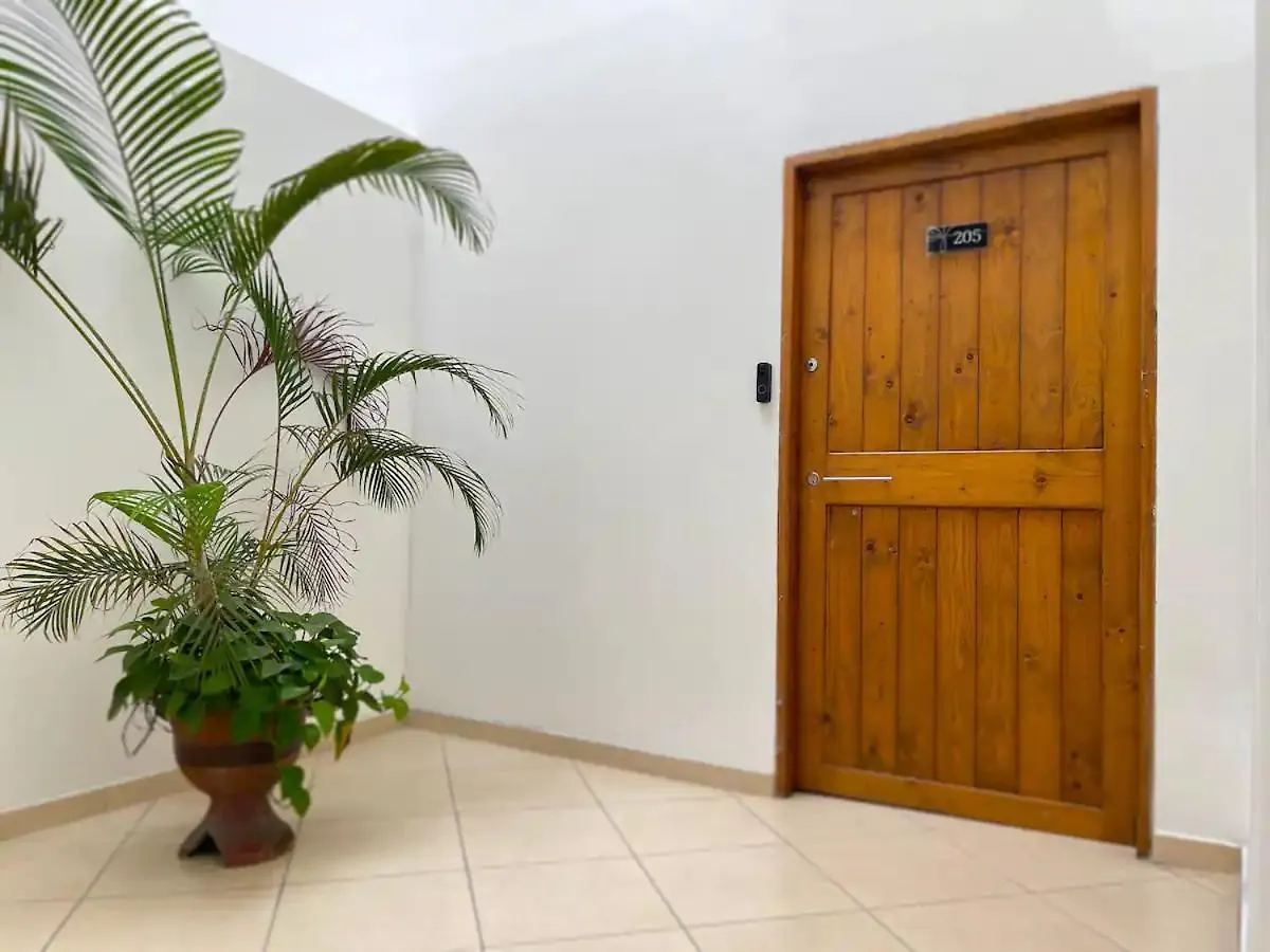 Entire 2-Bedroom Apartment For 4 Guests In Medellín 0*,