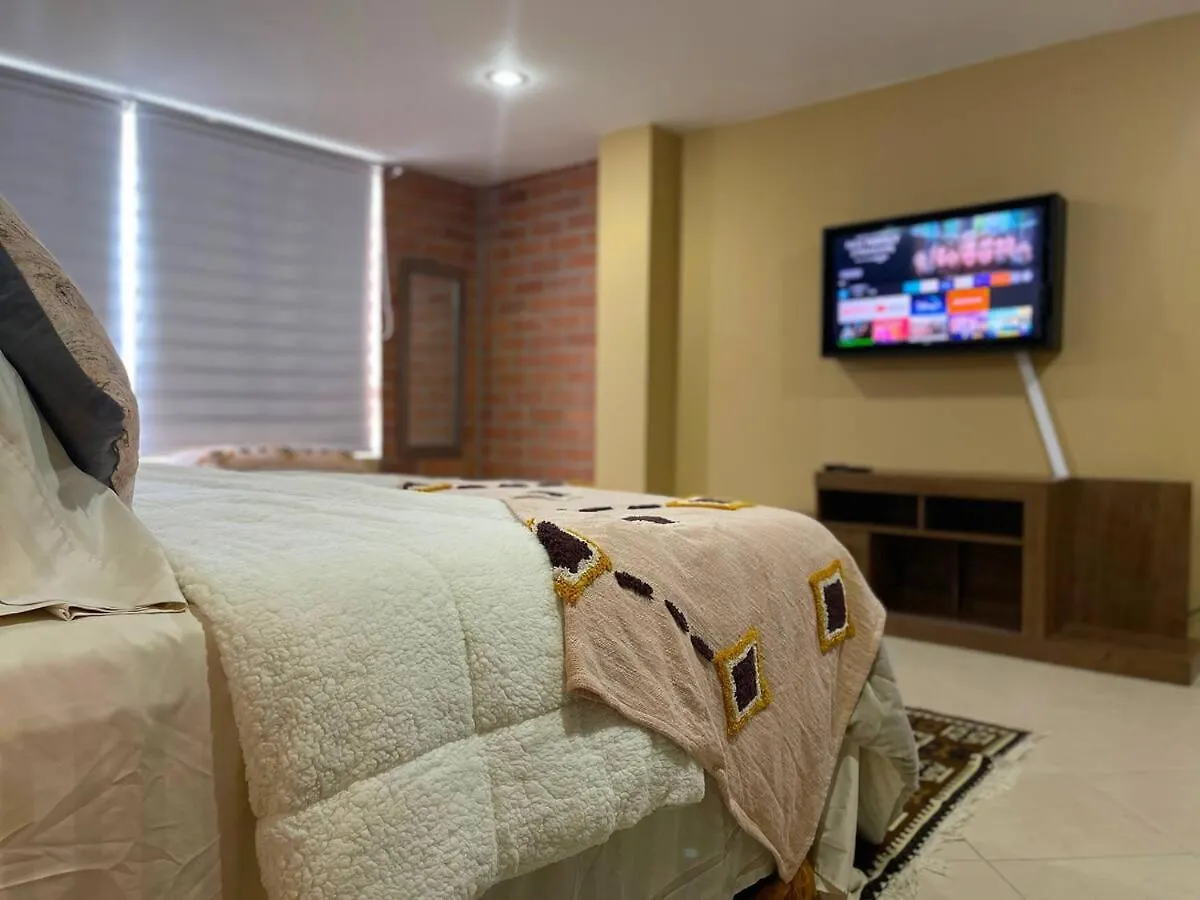 Entire 2-Bedroom Apartment For 4 Guests In Medellín